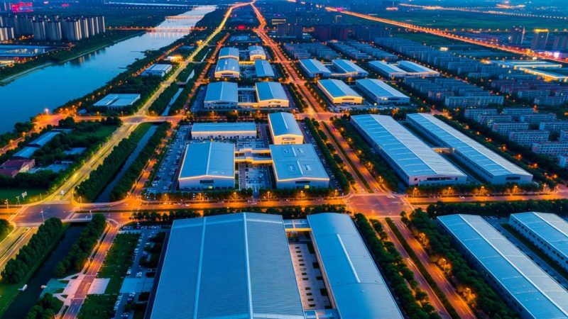 2025年月嫂育儿嫂收费标准揭秘：揭秘行业定价之谜